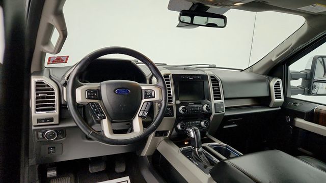 2015 Ford F-150 4WD SuperCrew 145'' Lariat with 502A, Twin Panel Moonroof & ACC - 22956687 - 12