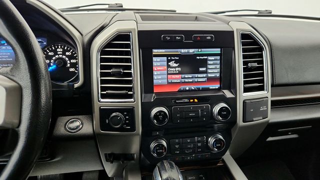 2015 Ford F-150 4WD SuperCrew 145'' Lariat with 502A, Twin Panel Moonroof & ACC - 22956687 - 17