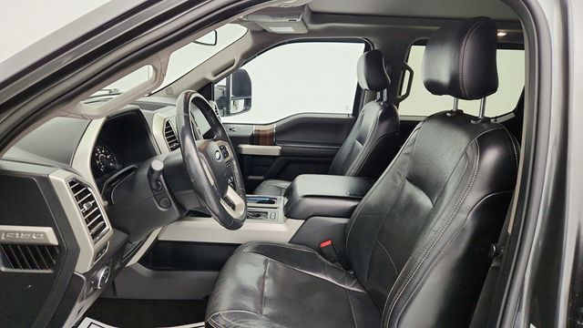 2015 Ford F-150 4WD SuperCrew 145'' Lariat with 502A, Twin Panel Moonroof & ACC - 22956687 - 20