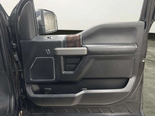 2015 Ford F-150 4WD SuperCrew 145" Platinum - 22988607 - 20