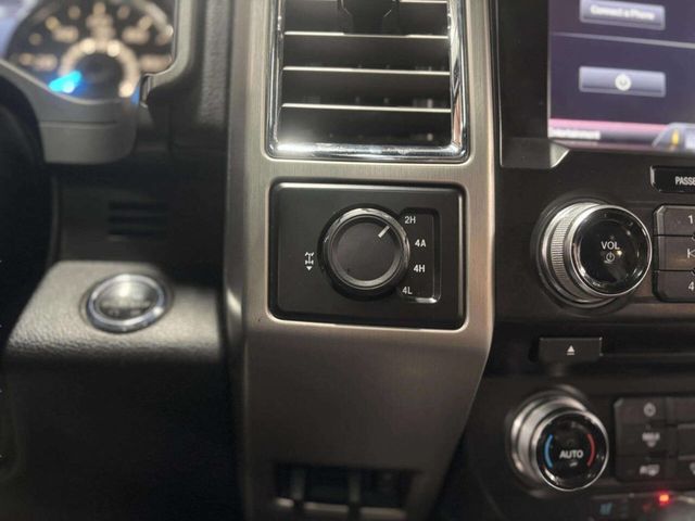 2015 Ford F-150 4WD SuperCrew 145" Platinum - 22988607 - 32