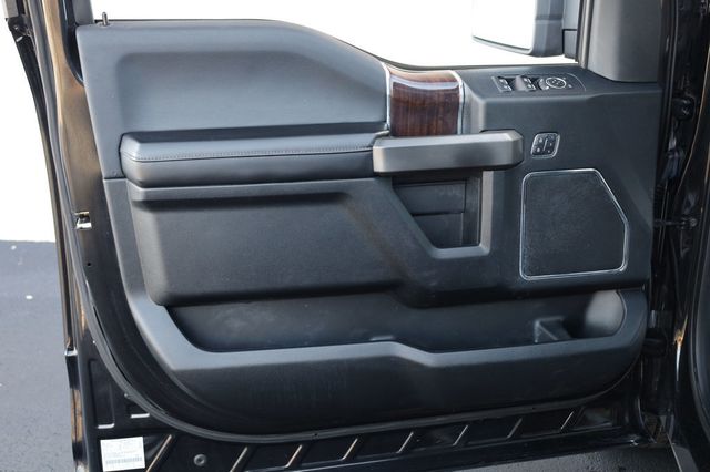 2015 Ford F-150 4WD SuperCrew 145" Platinum - 22969255 - 11