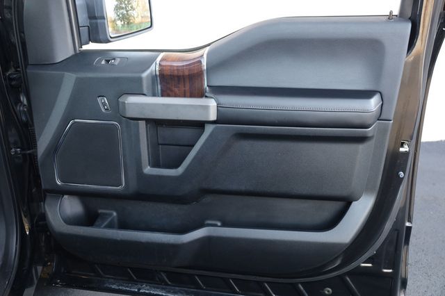 2015 Ford F-150 4WD SuperCrew 145" Platinum - 22969255 - 20