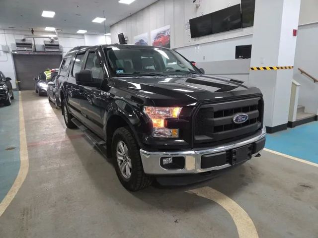 2015 Ford F-150 4WD SuperCrew 145" XL - 23017615 - 0