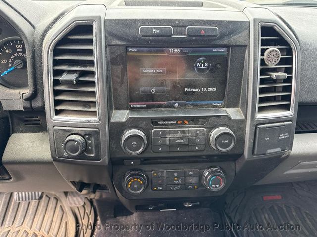 2015 Ford F-150 4WD SuperCrew 145" XLT - 22990915 - 38