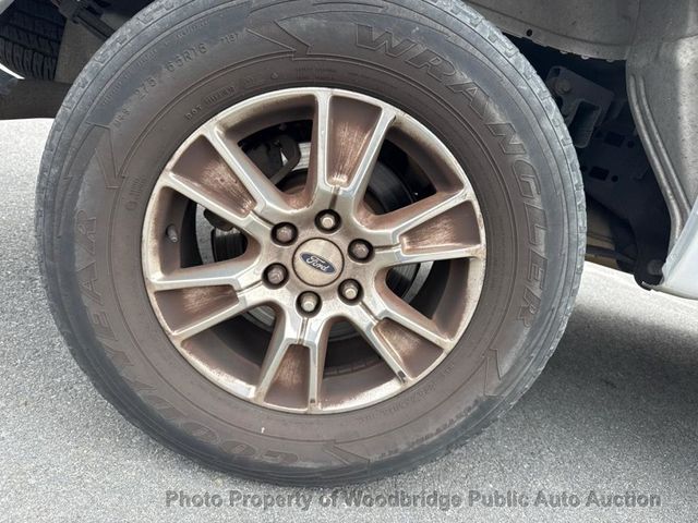 2015 Ford F-150 4WD SuperCrew 145" XLT - 22990915 - 43