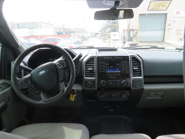 2015 Ford F-150 4WD SuperCrew 145" XLT (Clear Title) - 22990689 - 9