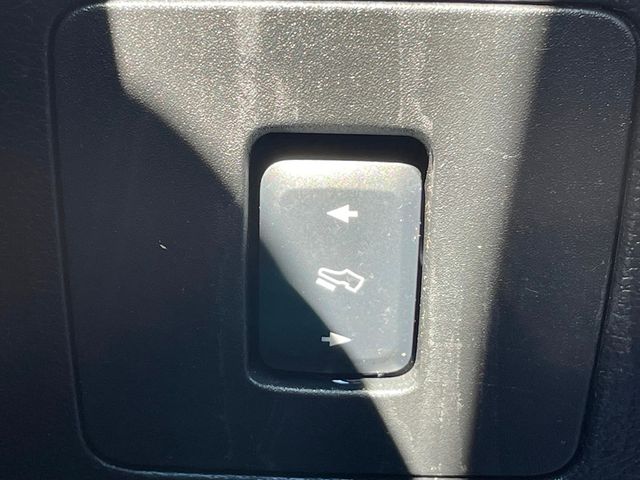 2015 Ford F-150 4WD SuperCrew 157" Platinum - 23044159 - 34