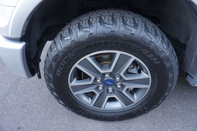 2015 Ford F-150 LARIAT, 4X4, ECOBOOST ENGINE, PREMIUM WHEELS, MOON ROOF - 23041180 - 11