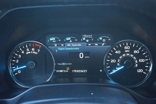 2015 Ford F-150 LARIAT, 4X4, ECOBOOST ENGINE, PREMIUM WHEELS, MOON ROOF - 23041180 - 26