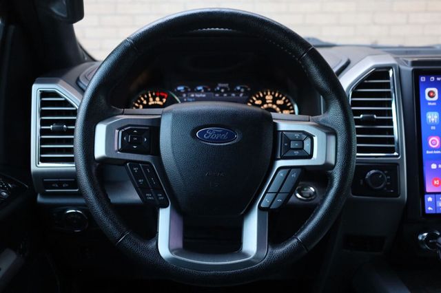 2015 Ford F-150 Platinum - 23078856 - 33
