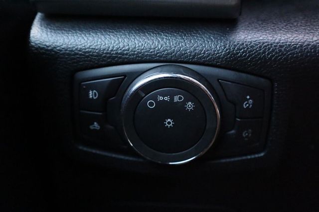 2015 Ford F-150 Platinum - 23078856 - 36