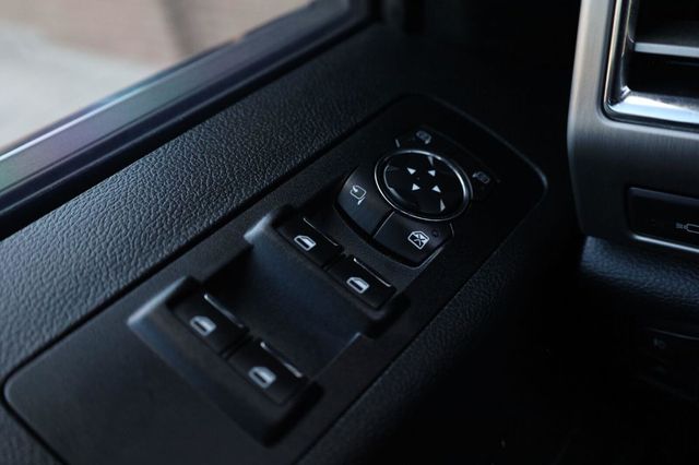 2015 Ford F-150 Platinum - 23078856 - 38