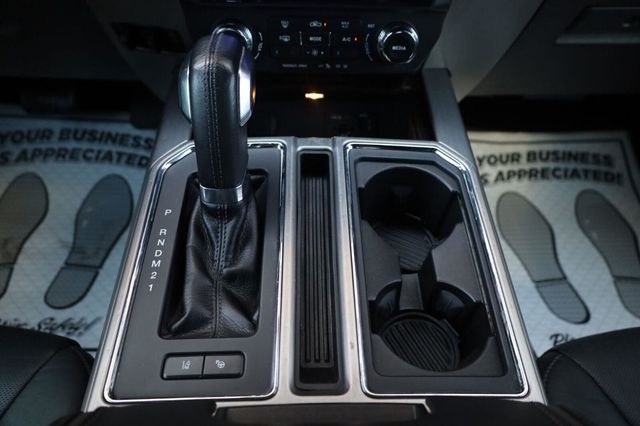 2015 Ford F-150 Platinum - 23078856 - 53