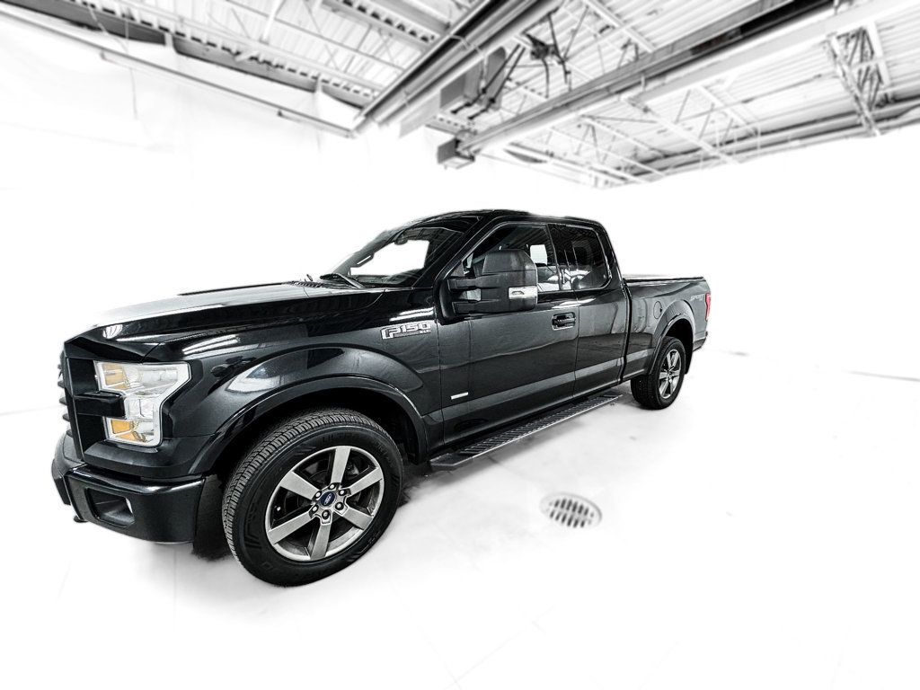 2015 Ford F-150 XLT photo 2