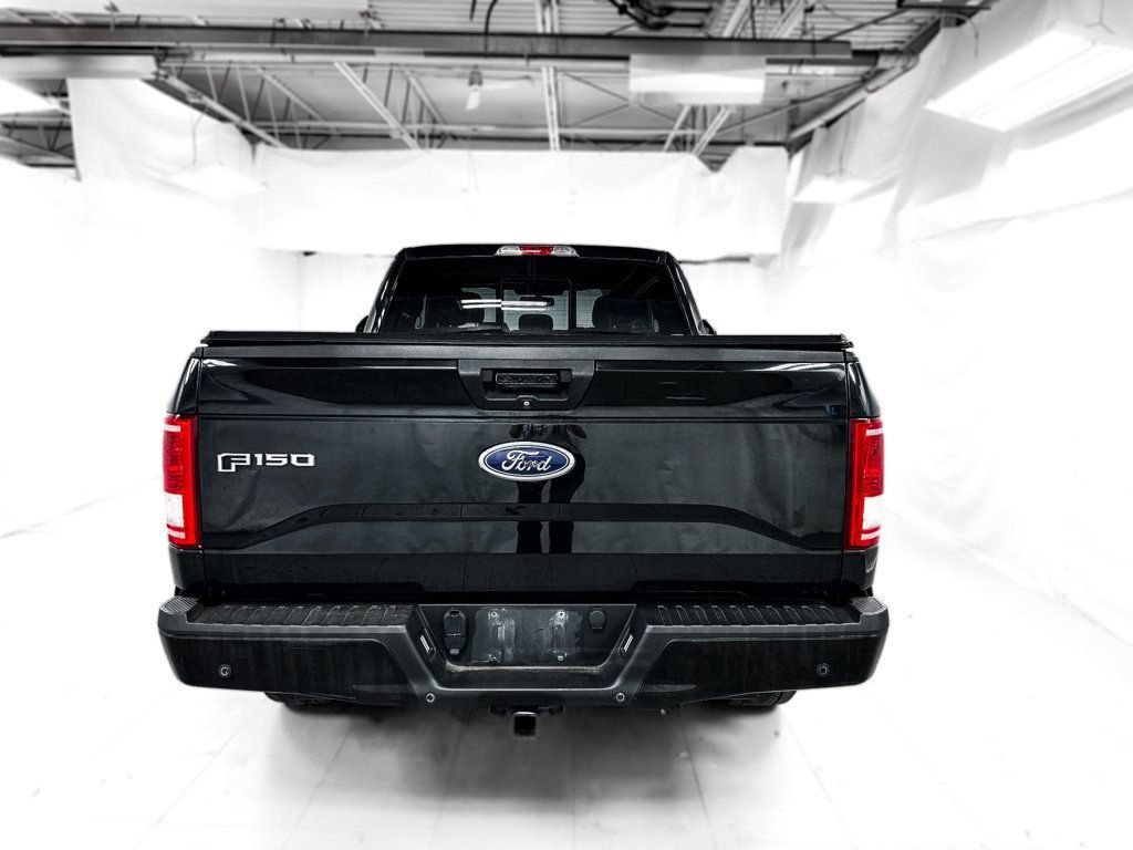 2015 Ford F-150 XLT photo 4