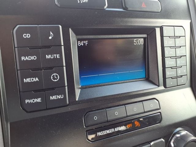 2015 Ford F-150 SUPERCREW - 22880531 - 13