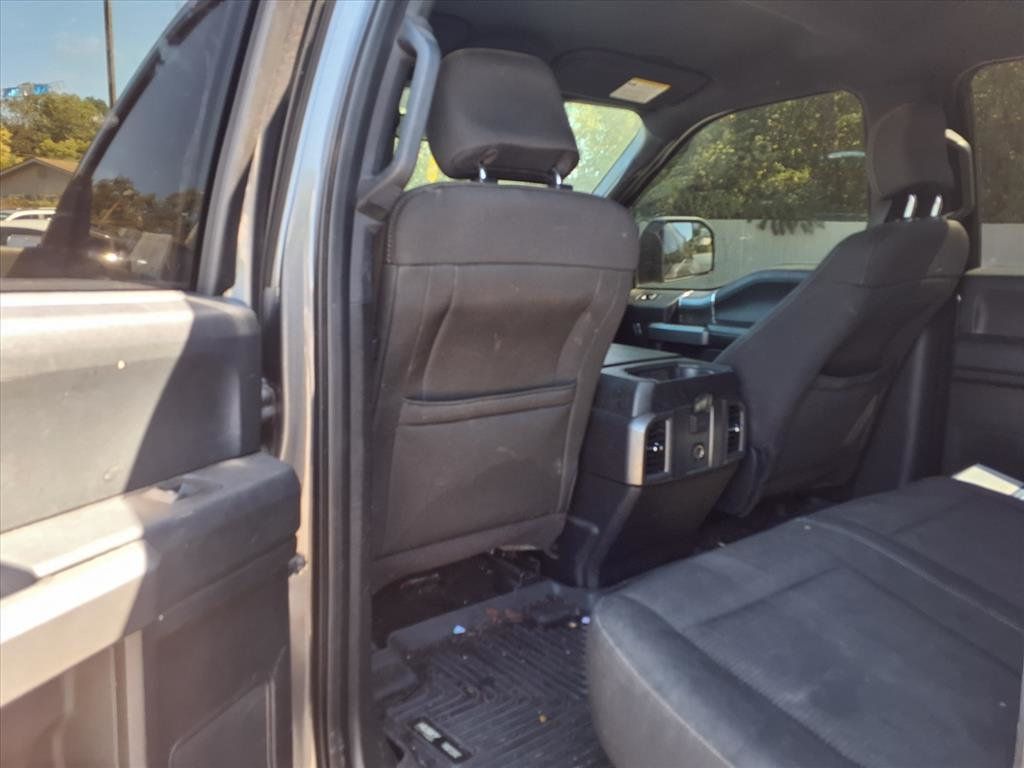 2015 Ford F-150 SUPERCREW - 22912675 - 19