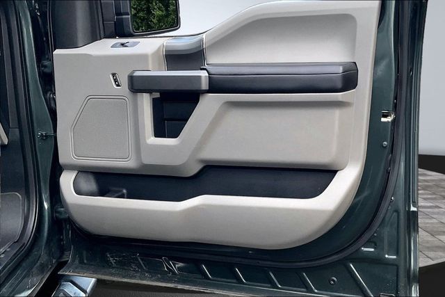 2015 Ford F-150 XLT - 23038242 - 16