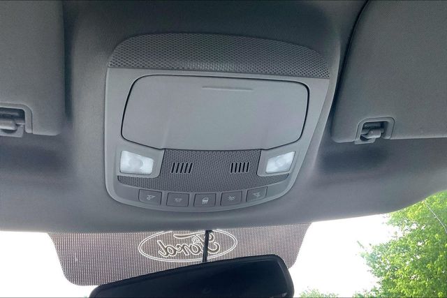 2015 Ford F-150 XLT - 23038242 - 31