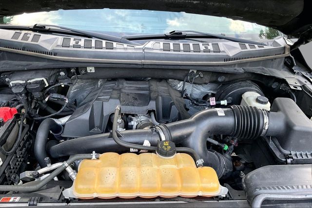 2015 Ford F-150 XLT - 23038242 - 37