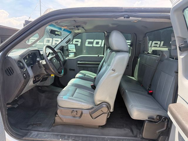 2015 Ford F-250 Utility Service Truck  - 23054974 - 9