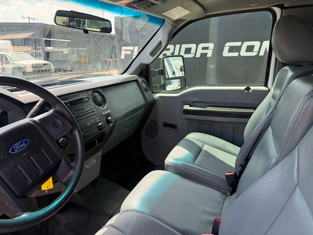 2015 Ford F-250 Utility Service Truck  - 23054974 - 10