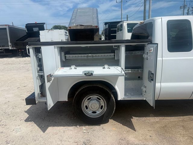 2015 Ford F-250 Utility Service Truck  - 23054974 - 6