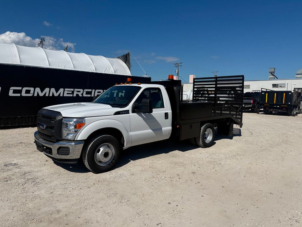 2015 Ford F-350 Dovetail Drive on Flatbed  - 22946762 | Video 1