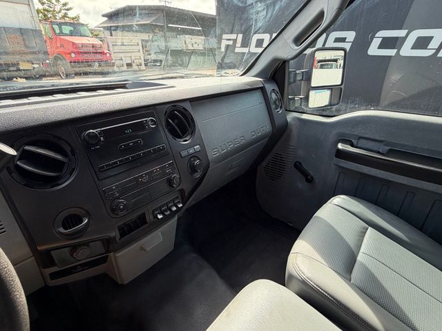 2015 Ford F-350 Utility Service Truck  - 23023133 - 11