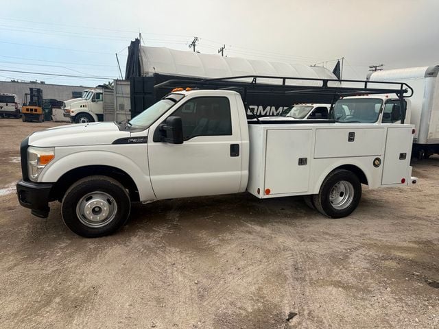 2015 Ford F-350 Utility Service Truck  - 23042585 - 1