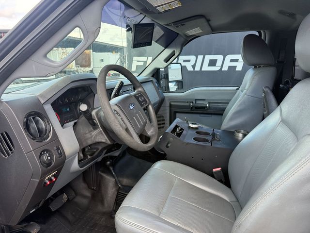 2015 Ford F-550 4X4 Enclosed Utility Service Truck  - 23092338 - 9