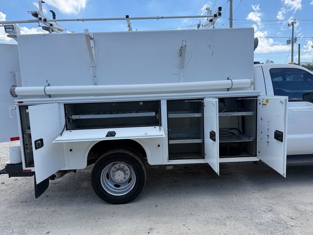 2015 Ford F-550 4X4 Enclosed Utility Service Truck  - 23092338 - 6
