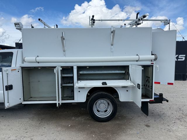 2015 Ford F-550 4X4 Enclosed Utility Service Truck  - 23092338 - 8