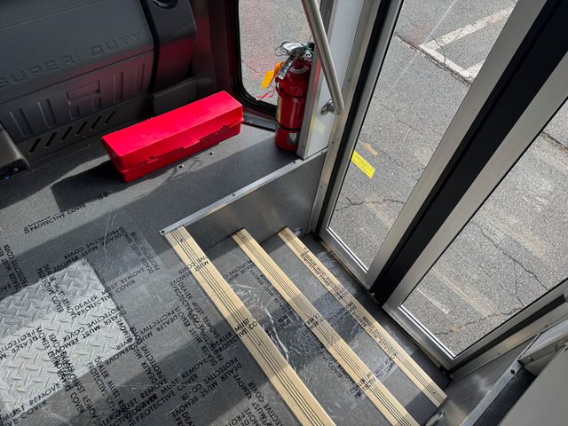 2015 Ford F-550 Cutaway 24 Pass Wheelchair Shuttle Bus For Tours Charters Activity & Church Transportation - 22920061 - 27