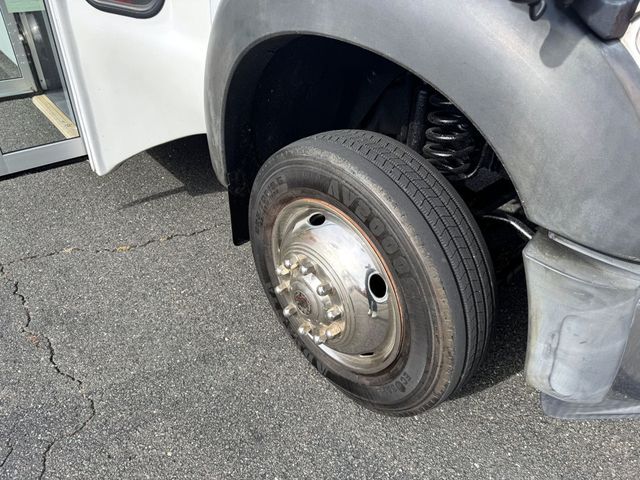 2015 Ford F-550 Cutaway 24 Pass Wheelchair Shuttle Bus For Tours Charters Activity & Church Transportation - 22920061 - 44