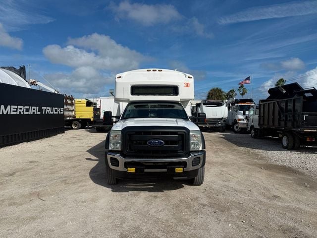 2015 Ford F-550 Shuttle Bus  - 22961514 - 6