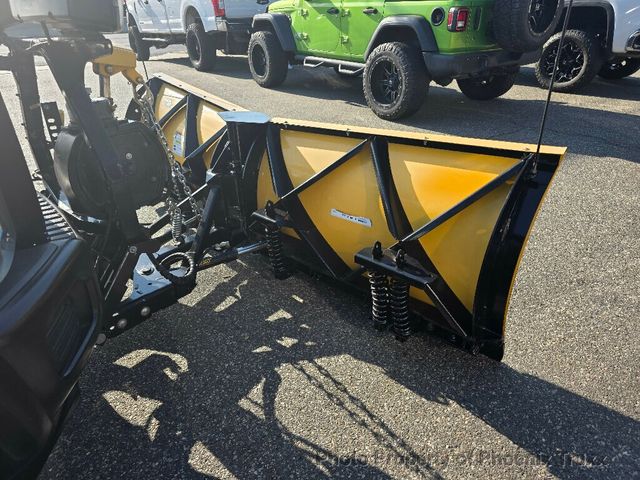 2015 Ford F-550 Super Duty XLT 4wd 2dr Regular Cab Chassis DRW - 21630044 - 3