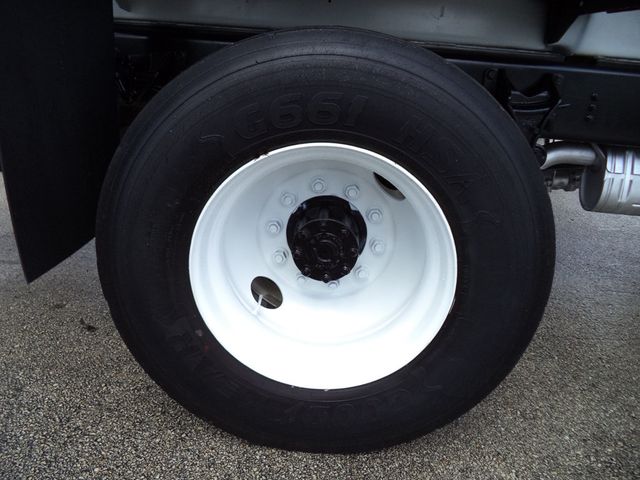 2015 Ford F-650 With Curry 2000 Gallon Steel Water Tank & Sprayers - 23032276 - 15