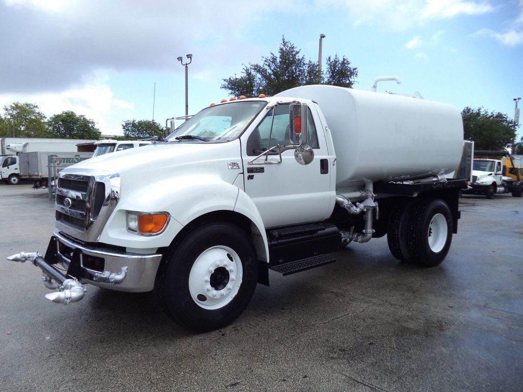 2015 Ford F-650 With Curry 2000 Gallon Steel Water Tank & Sprayers - 23032276 - 2