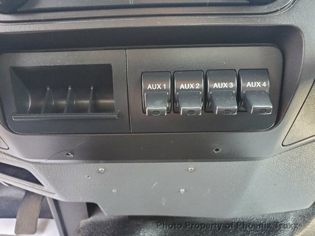 2015 FORD F-650 Super Duty XL 2dr Regular Cab Long Chassis DRW - 21805806 - 16