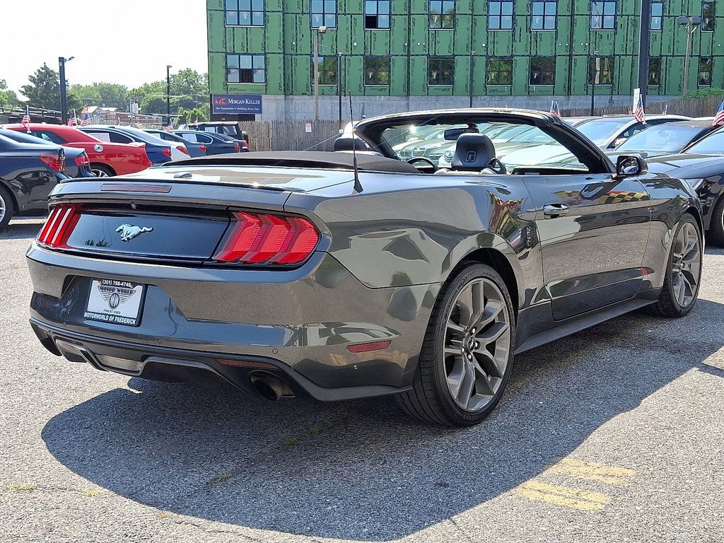 2015 Ford Mustang Convertible EcoBoost Premium photo 4