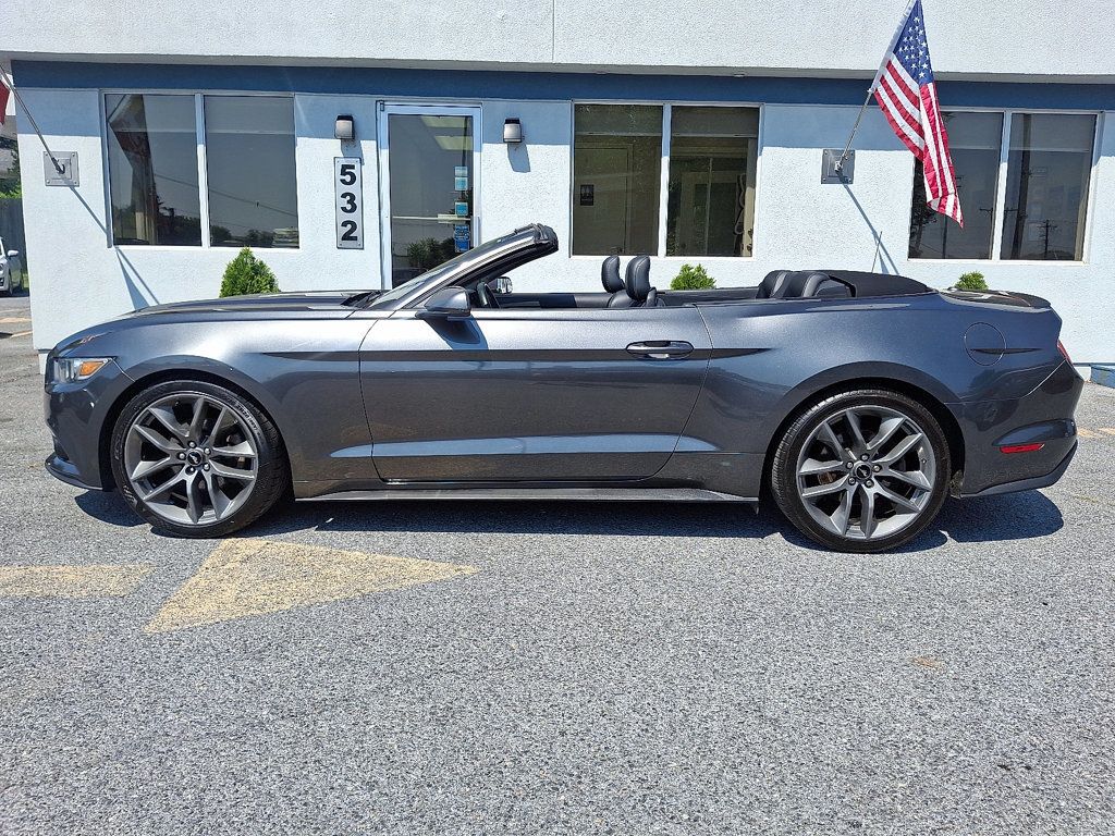 2015 Ford Mustang Convertible EcoBoost Premium photo 7