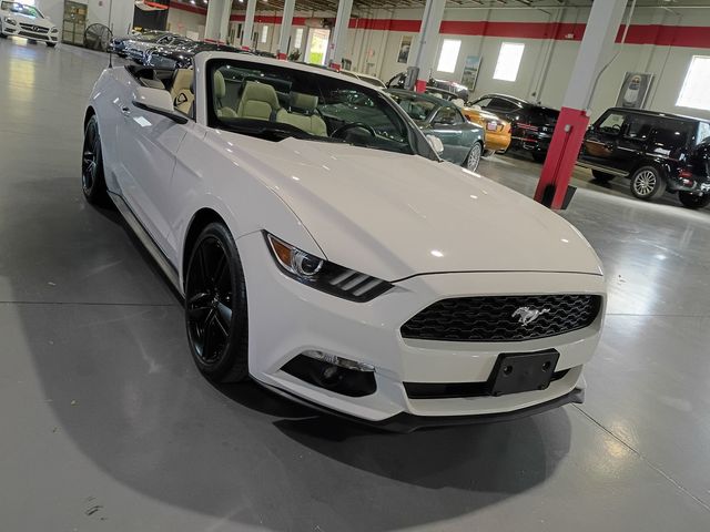 2015 Ford Mustang 2dr Convertible EcoBoost Premium - 23097897 - 10