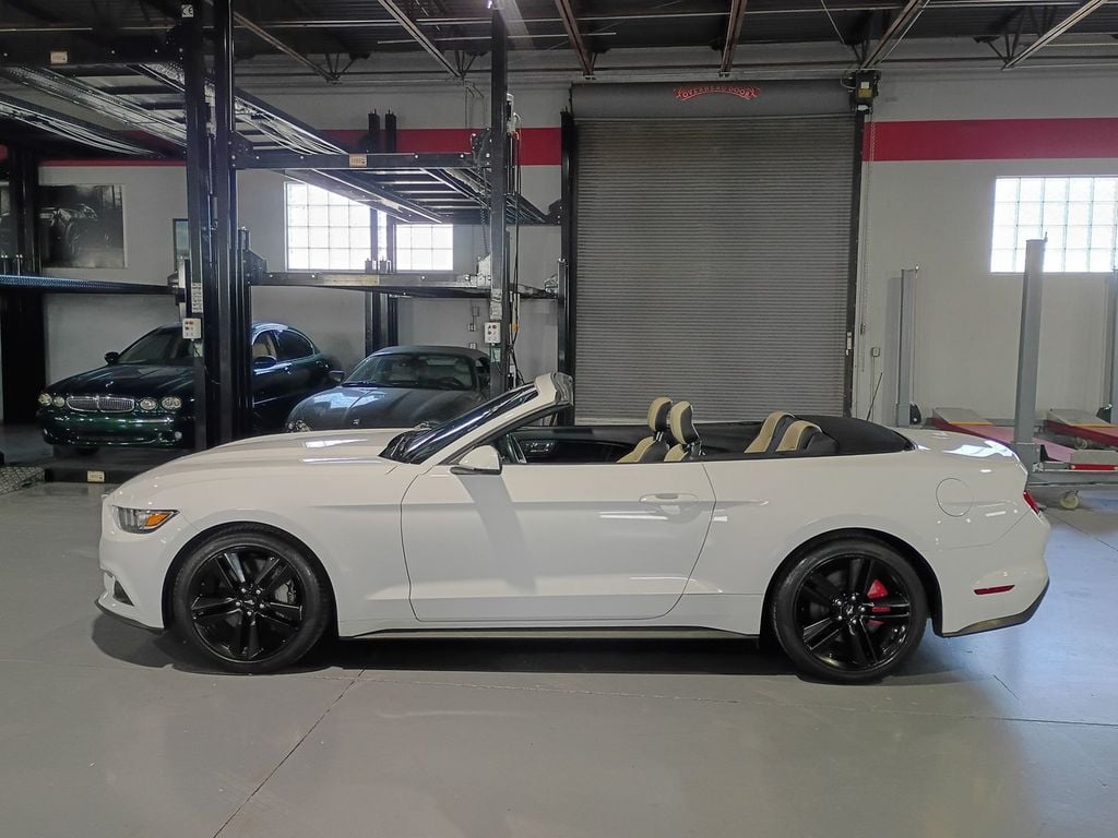 2015 Ford Mustang 2dr Convertible EcoBoost Premium - 23097897 - 2