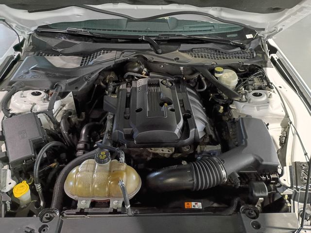 2015 Ford Mustang 2dr Convertible EcoBoost Premium - 23097897 - 38