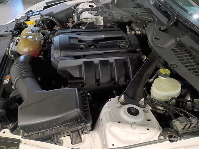 2015 Ford Mustang 2dr Convertible EcoBoost Premium - 23097897 - 39