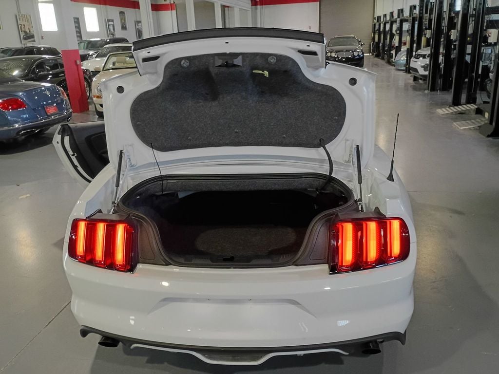 2015 Ford Mustang 2dr Convertible EcoBoost Premium - 23097897 - 40
