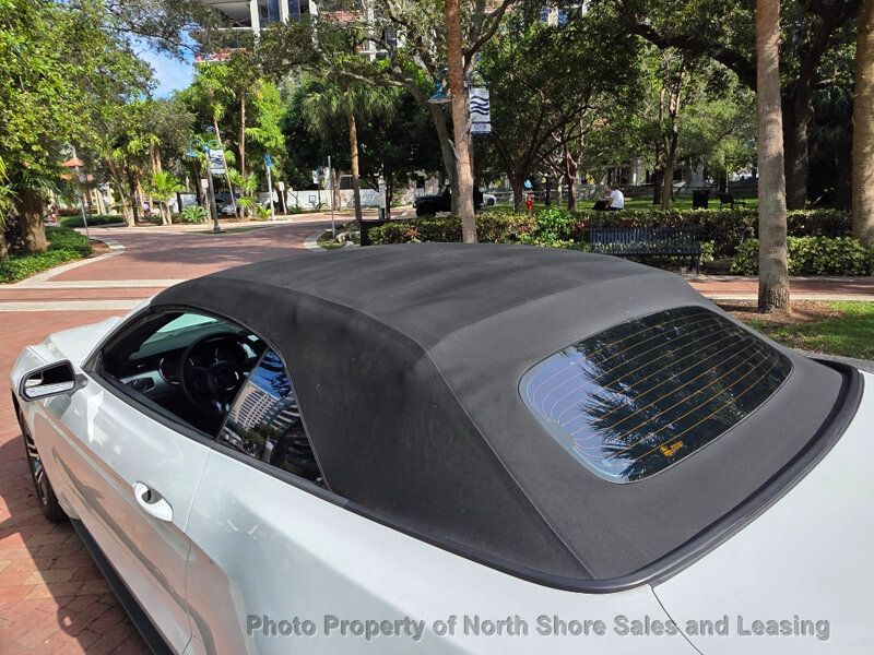 2015 Ford Mustang 2dr Convertible EcoBoost Premium - 22942432 - 16