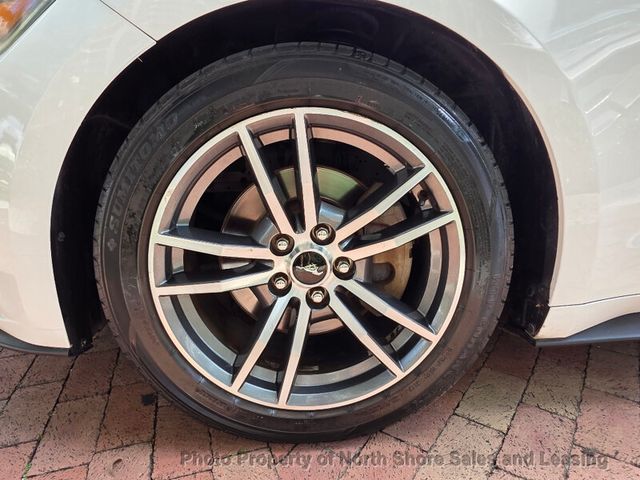 2015 Ford Mustang 2dr Convertible EcoBoost Premium - 22942432 - 17